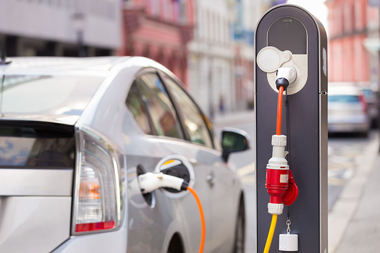 Pose de borne de recharge IRVE, Rouillac